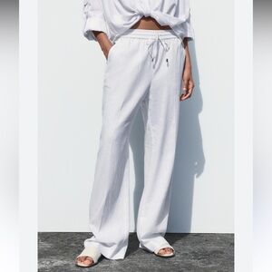 Zara Lightweight White Drawstring Wide-Leg Pants vacation essentials